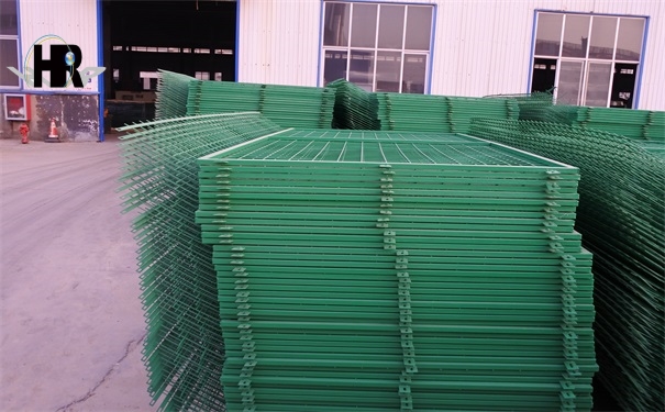 鋅鋼道路護(hù)欄 鋅鋼道路護(hù)欄